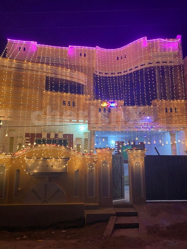 Create magical evenings with our one-day fairy light rental.