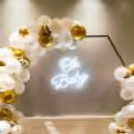 Chic Hexagons: Unique Balloon Art