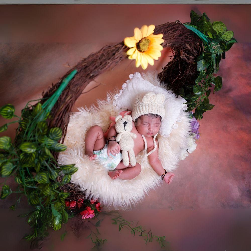 Family Bond: Celebrating the special bond between mother and baby