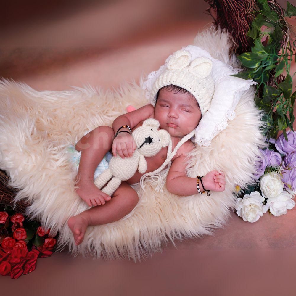 Elegant Album: A peek into our luxurious 12″ x 18″ photo album