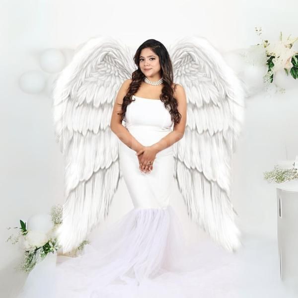 Embrace the glow: A magical 2-hour maternity photo session with CherishX."