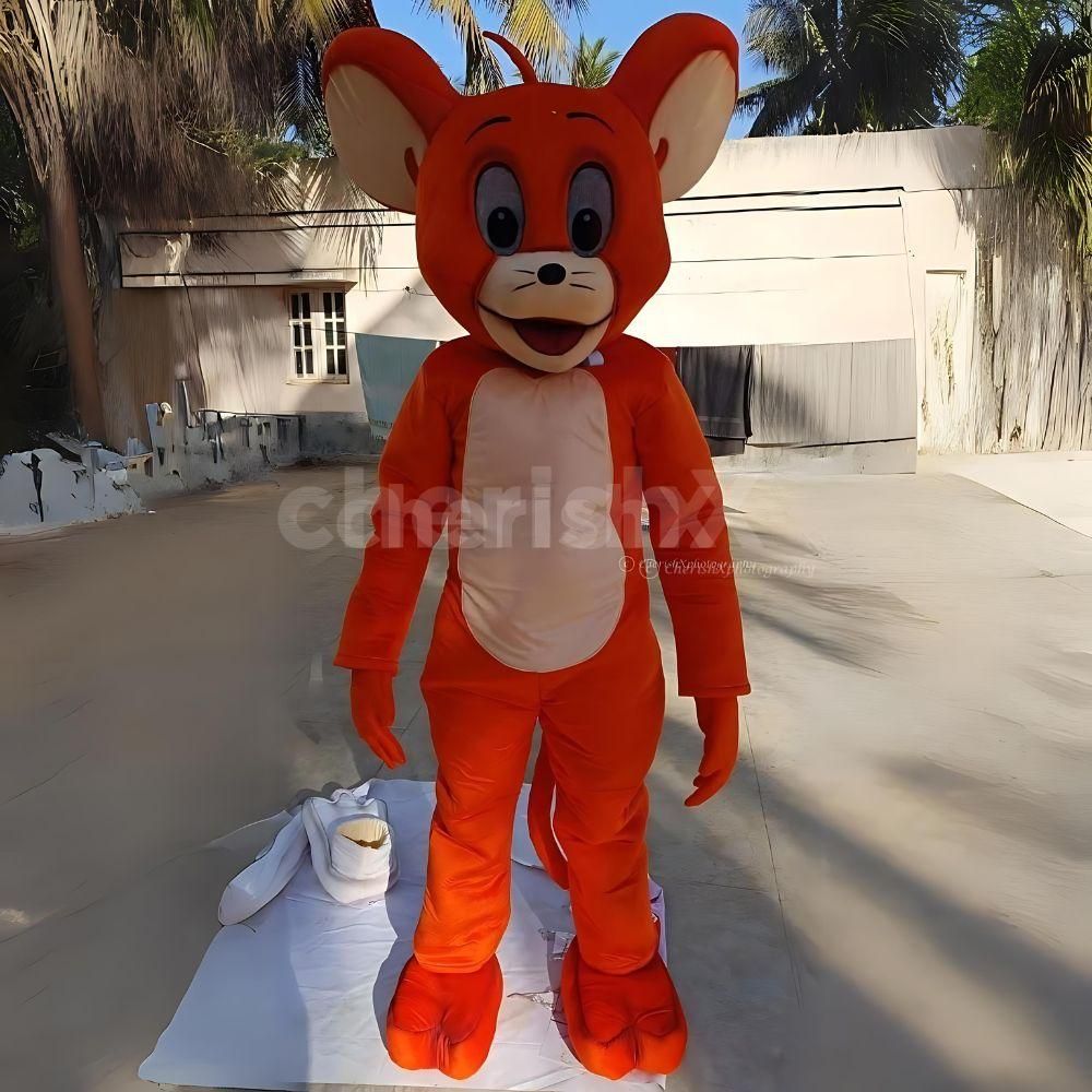 Kids enjoying mischievous fun with their favorite live Jerry character