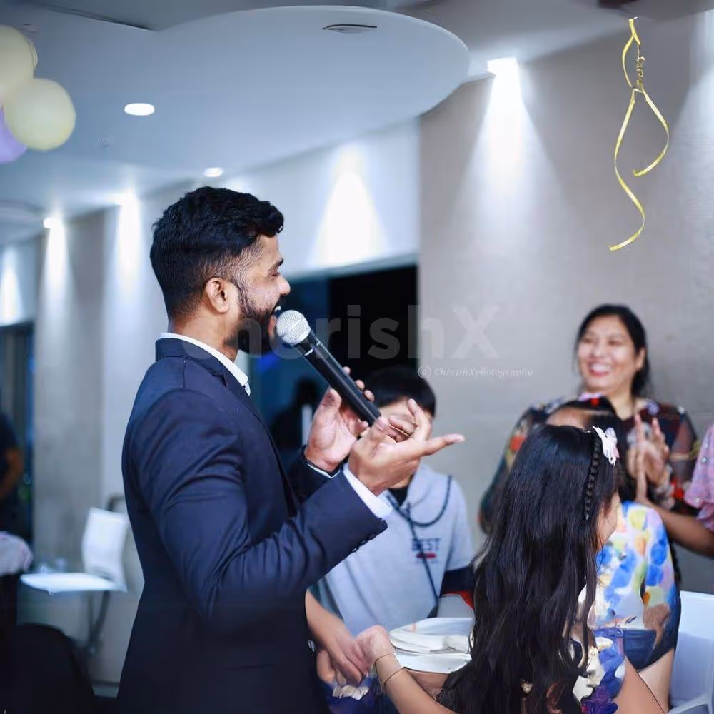 Bringing a dynamic presence to the stage with every word