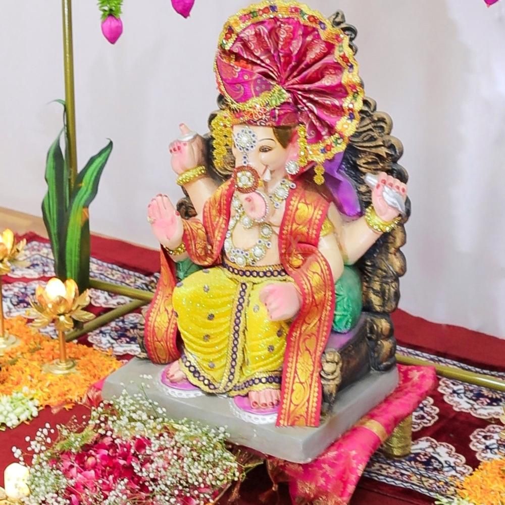 Budget friednly and Easy ganesh chaturthi decor