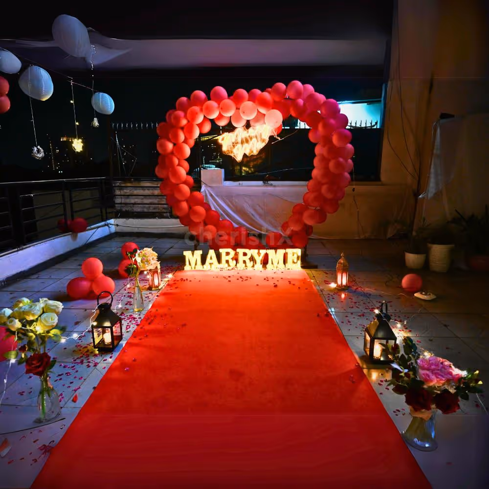 Say it with style – a romantic candlelight dinner awaits