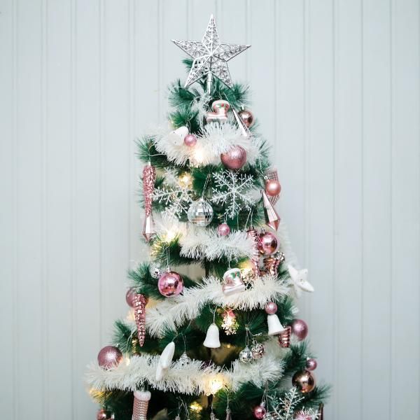 glamour and warmth with this pink and rose gold pine tree