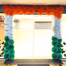 Make your entrance shine with patriotic tri-colour decor.