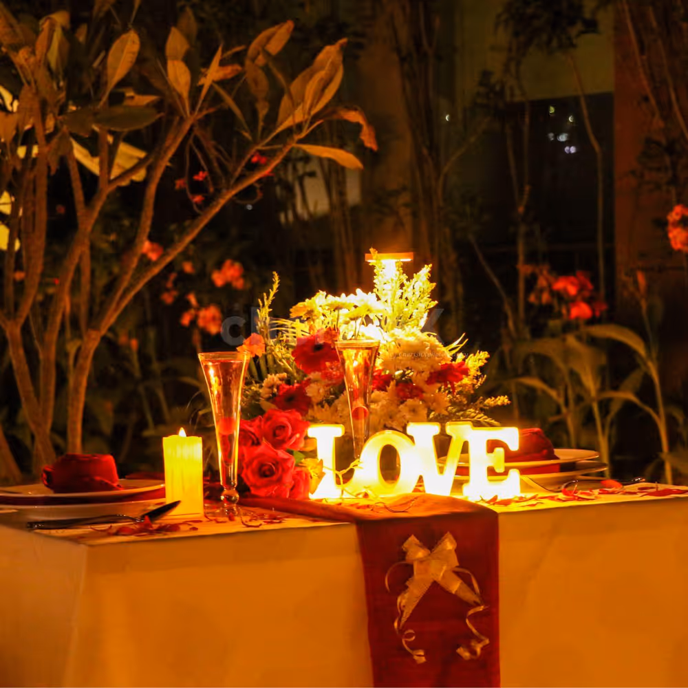 Indulge in special welcome drinks, starters, main courses, and dessert