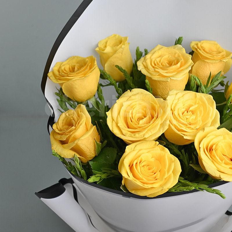 Bask in the golden glow of this enchanting bouquet