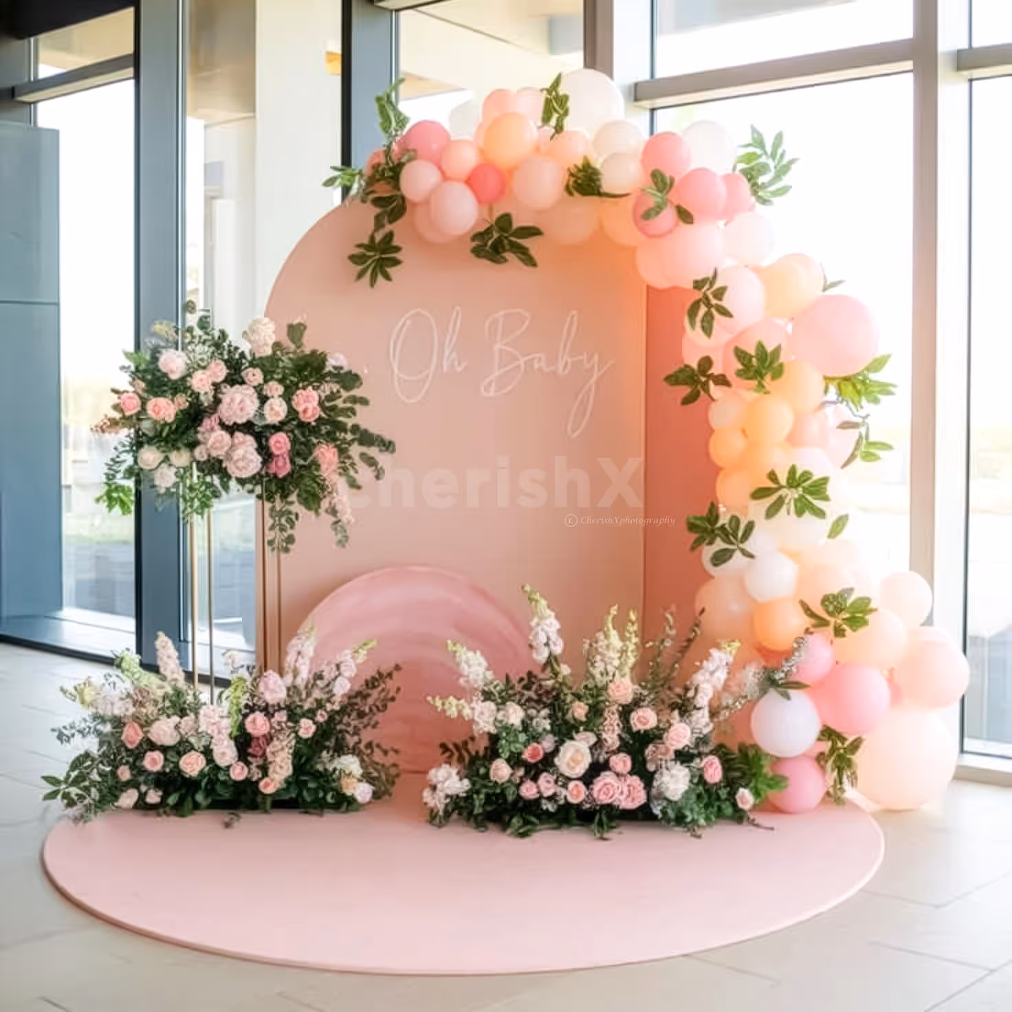 Individually tailored flex backdrops create a warm and friendly atmosphere.