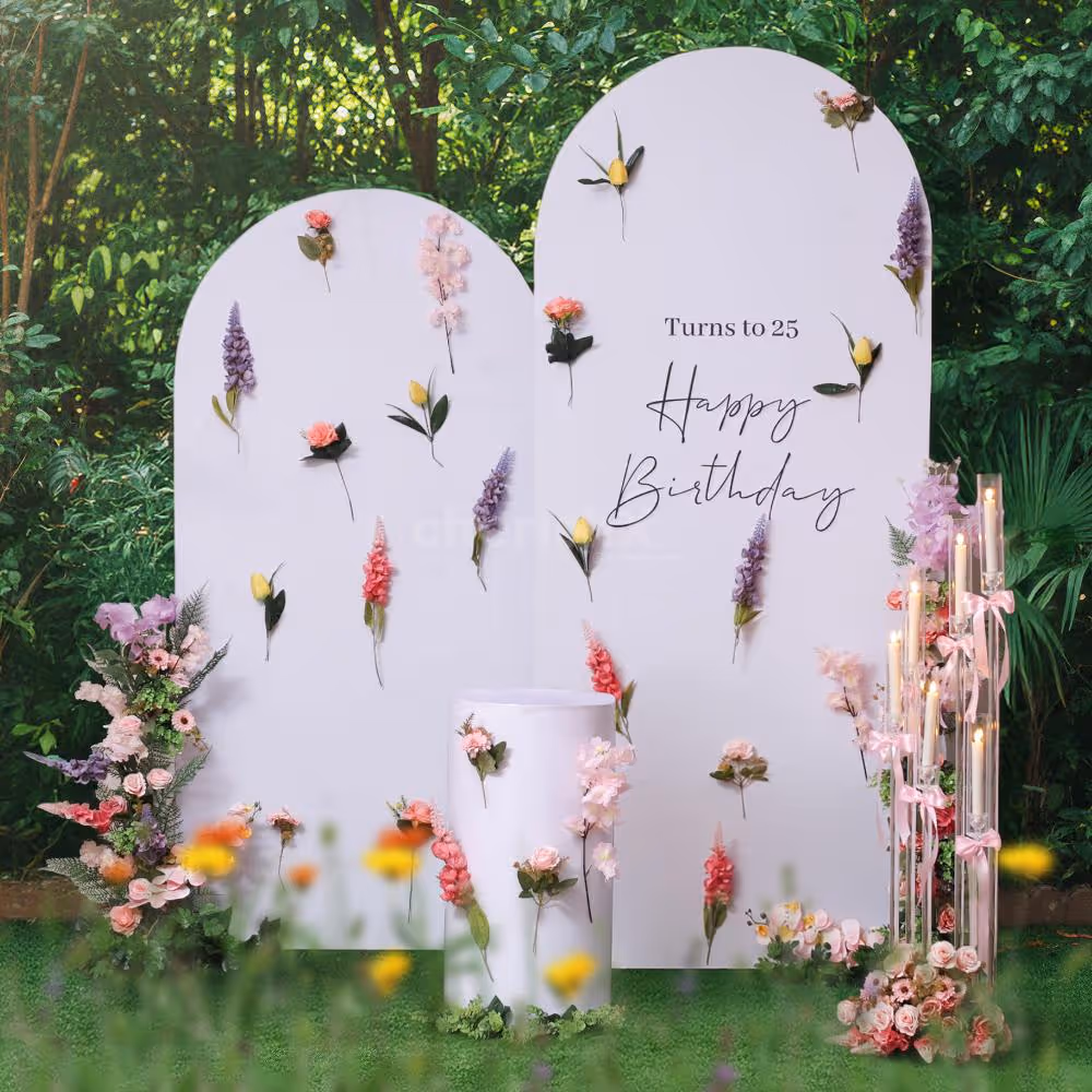 Plush green grass mats carpet the floor, creating an outdoor-indoor fusion.