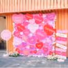 One Valentine's week board expresses the chronology of the Romantic week.