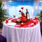 Romantic Poolside Candlelight Dinner At The Plaza — photo 2