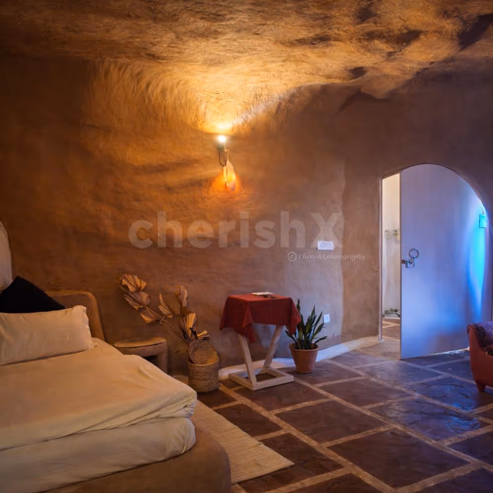 romantic light décor creating an intimate evening vibe