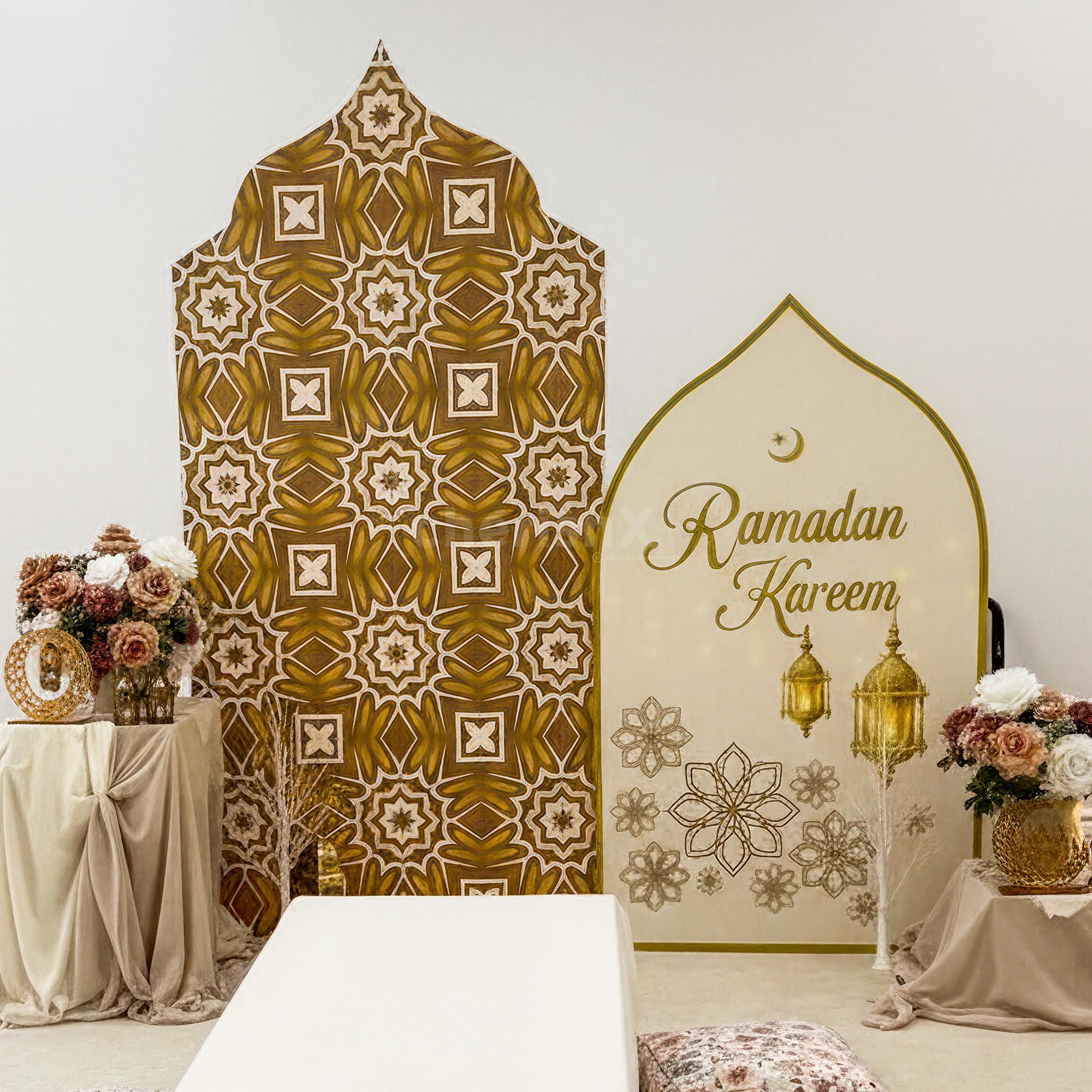 Celebrate the divine day with the perfect sitting decor at your place