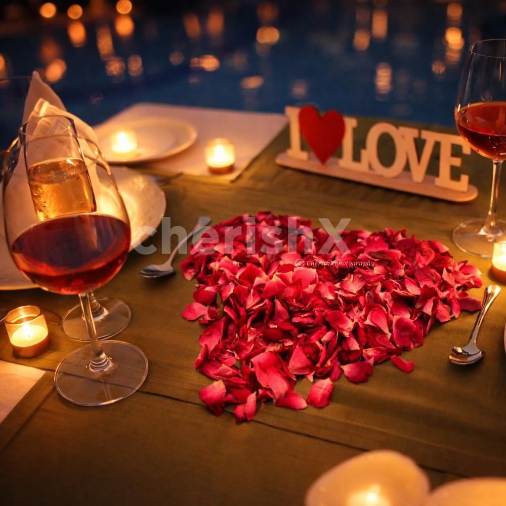 table decor for romantic dining, poolside dining decor