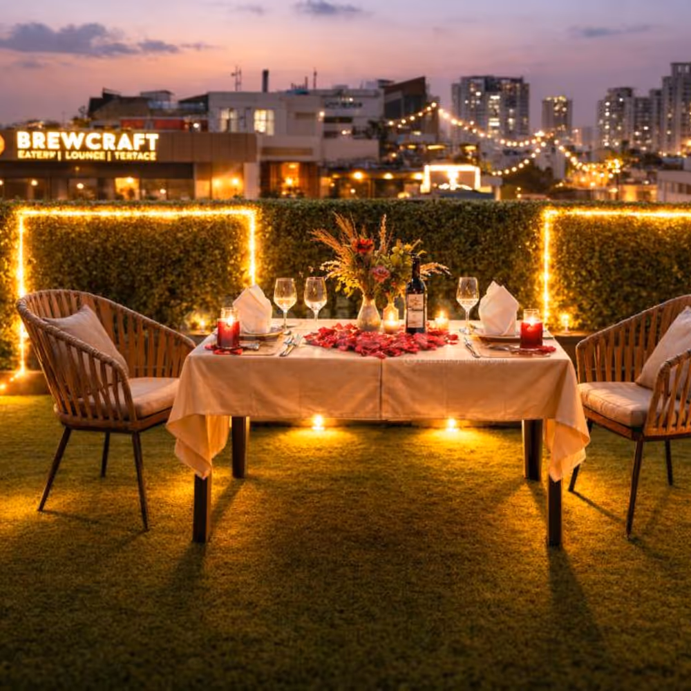 Welcome to an Unforgettable Evening under the stars with Regenta's Alfresco Candlelight Dinner."