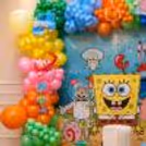 Free-Floating Balloons And Themed A4 Paper Cutouts Complement The Spongebob Universe.