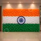 Tiranga Balloon Wall with Ashoka Chakra — photo 1
