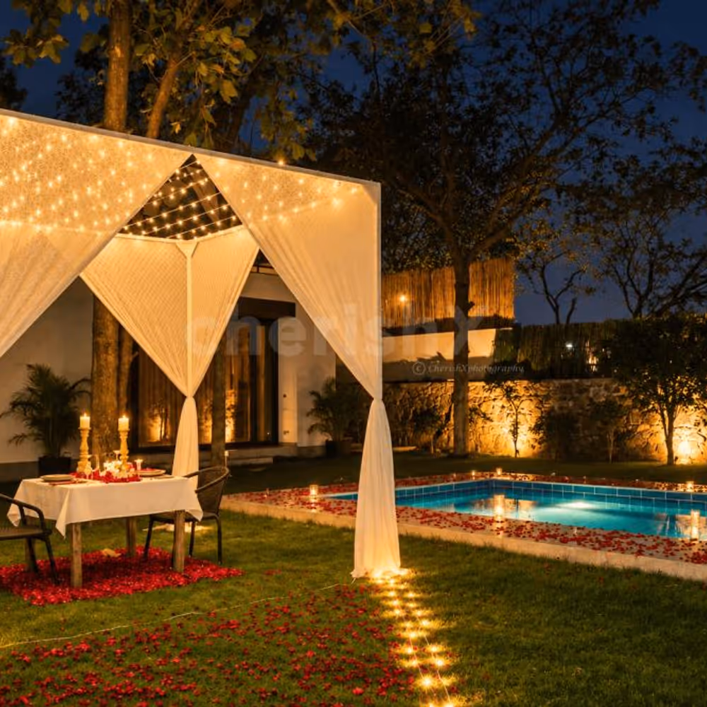 A three-course romantic extravaganza for the foodie & lover in you
