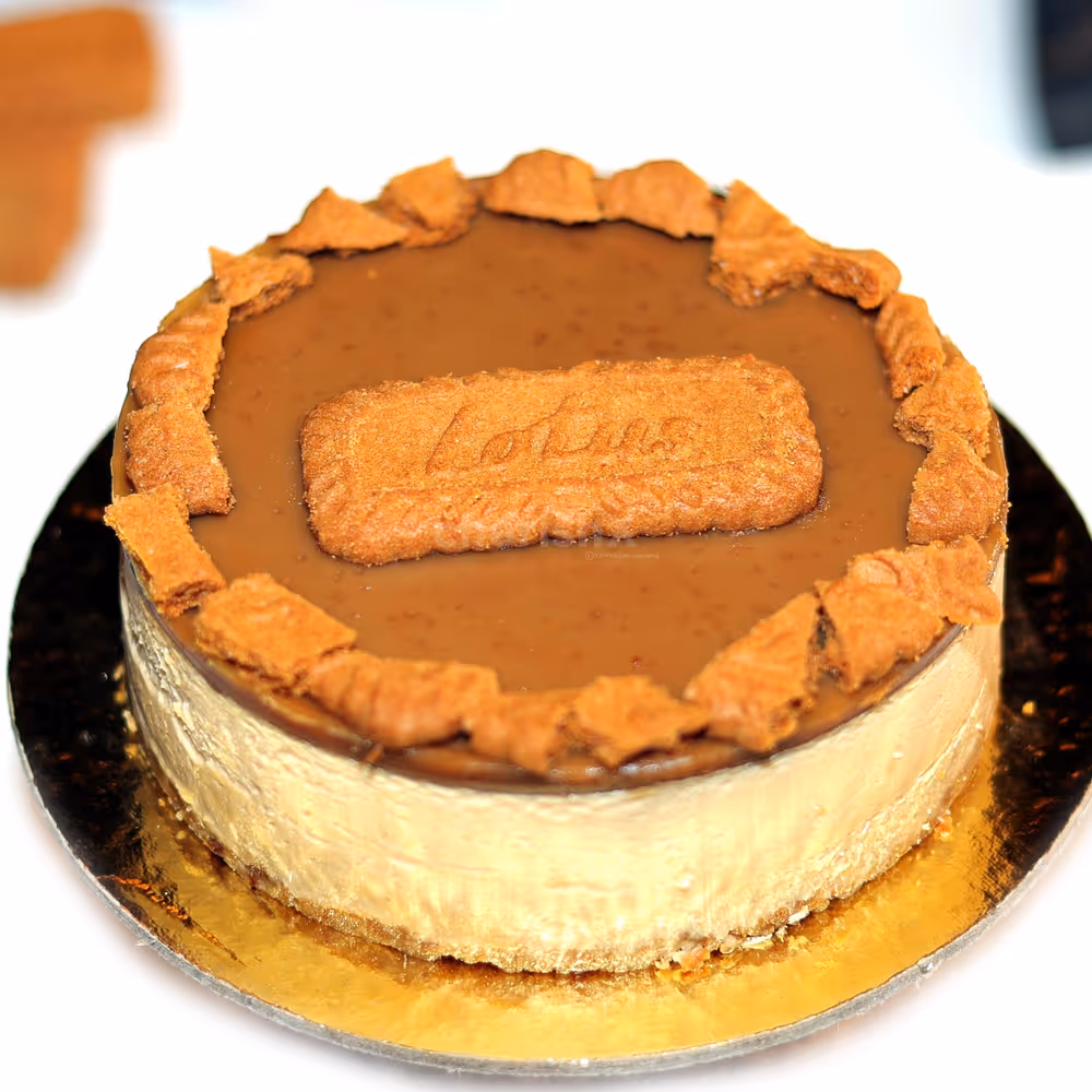Luxury Premium Cake by Hilton