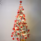 Warm white fairy light around the pine tree brings about the needed charm and glowa