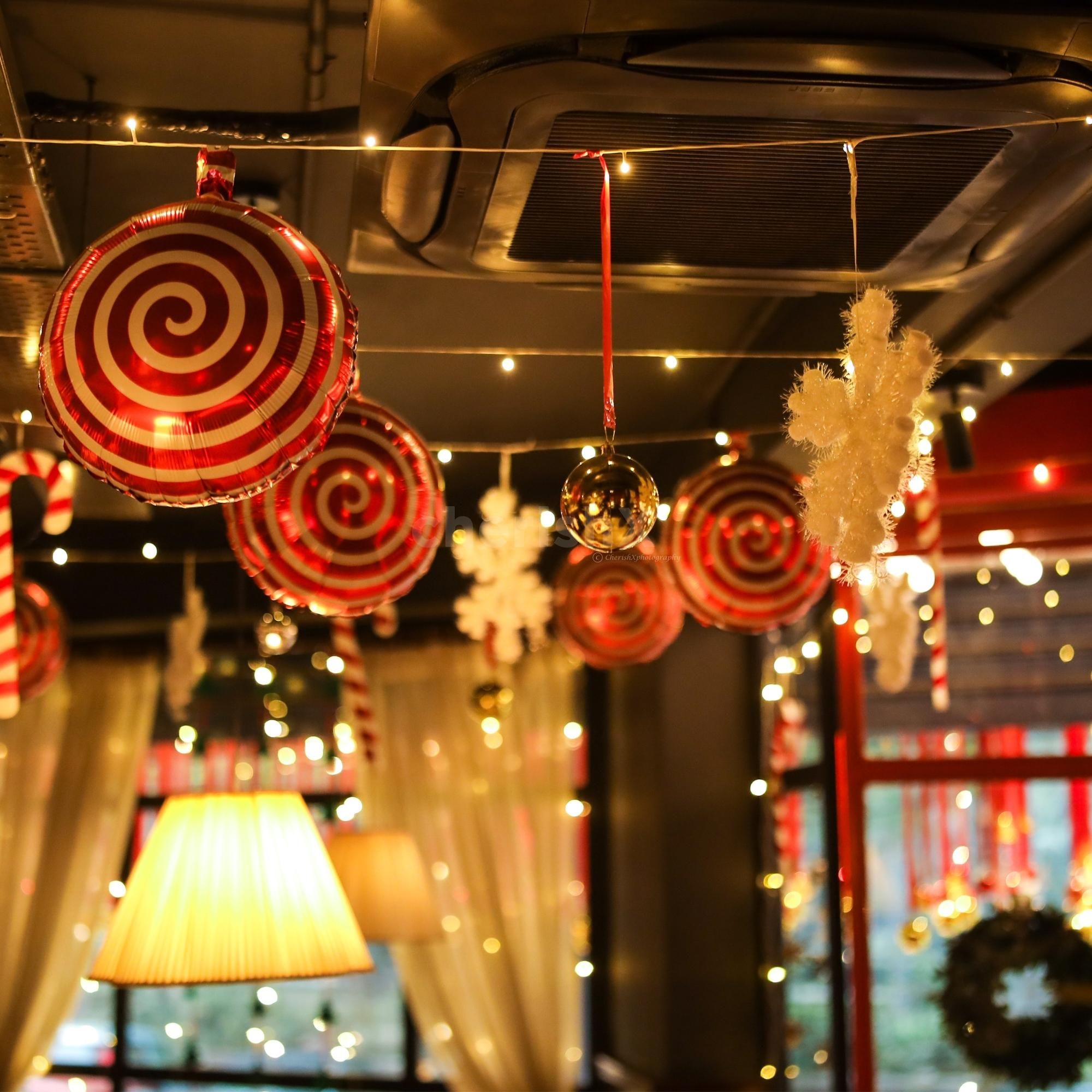 Gentle fairy light glow enhances ornaments’ colors and textures, making it amazing