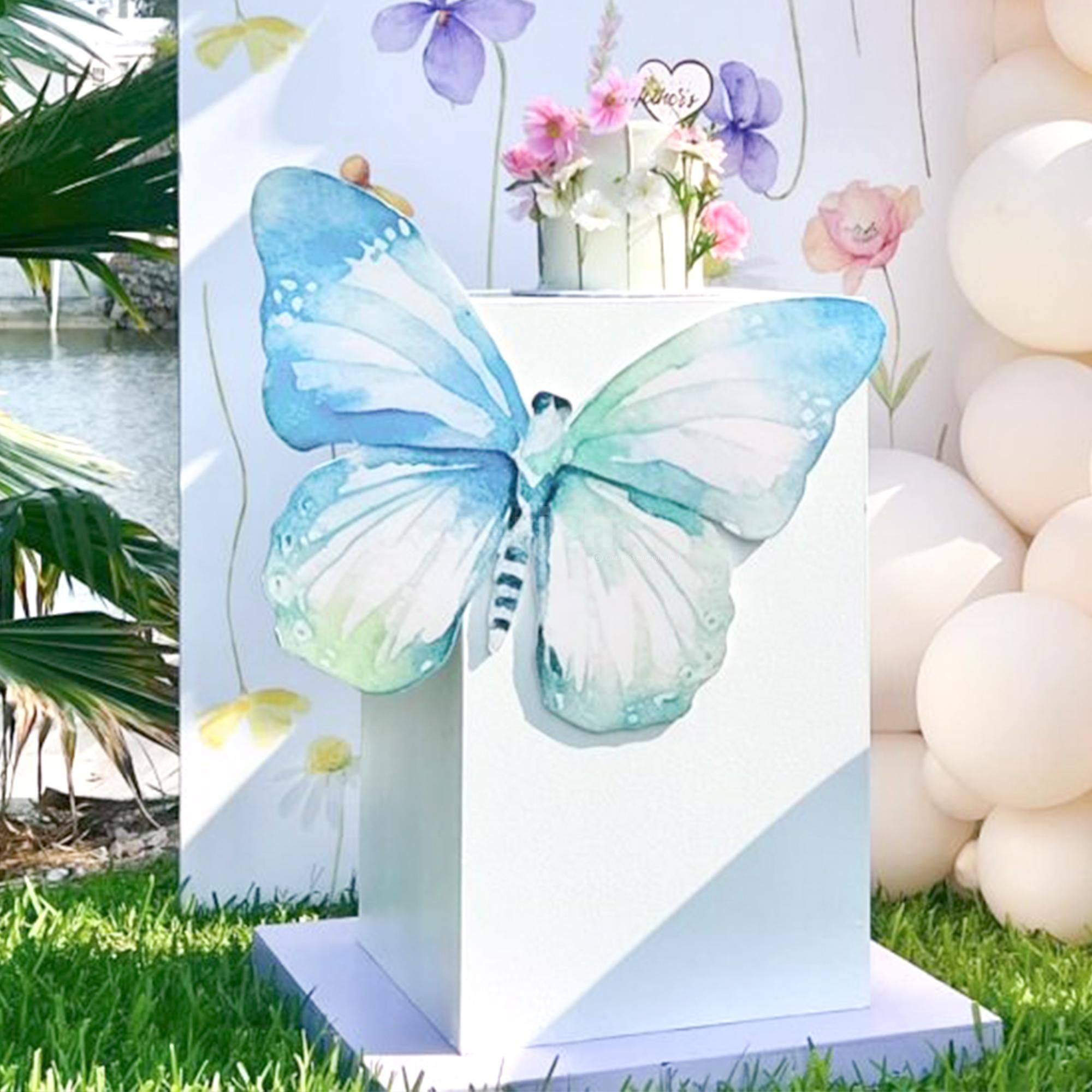 Beautiful white round gift and flower table.