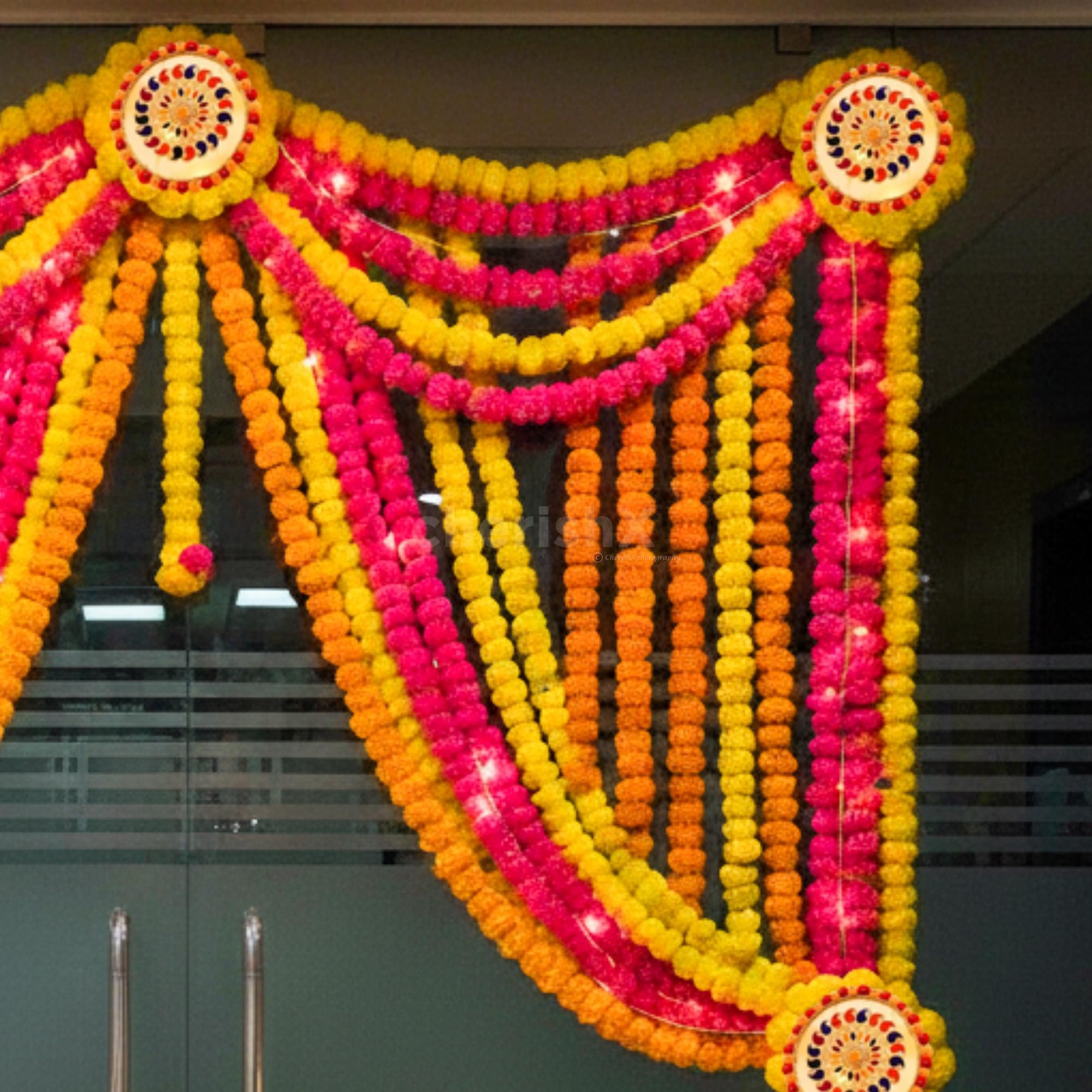 Soft illumination highlights the colourful wall display making it eye-catching.