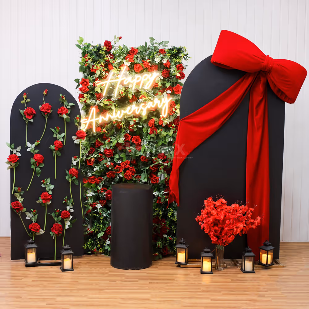 Red roses and dramatic backdrops for classic romance