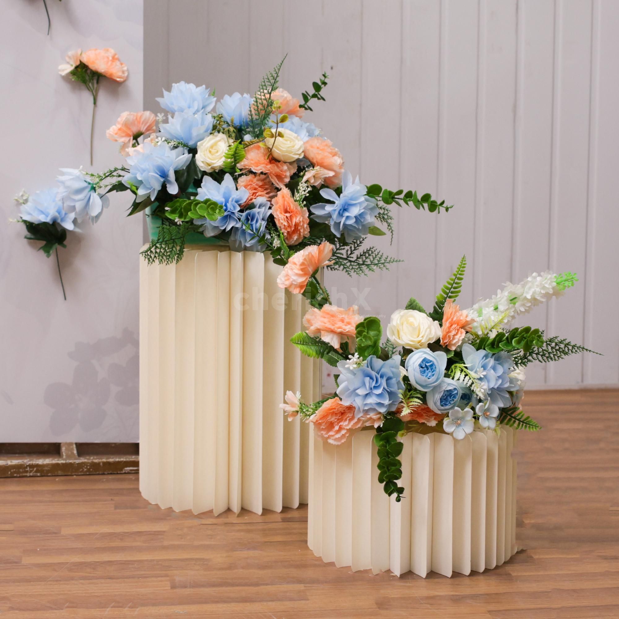 Multicolor artificial single flowers and bouquets for perfect engagement decor