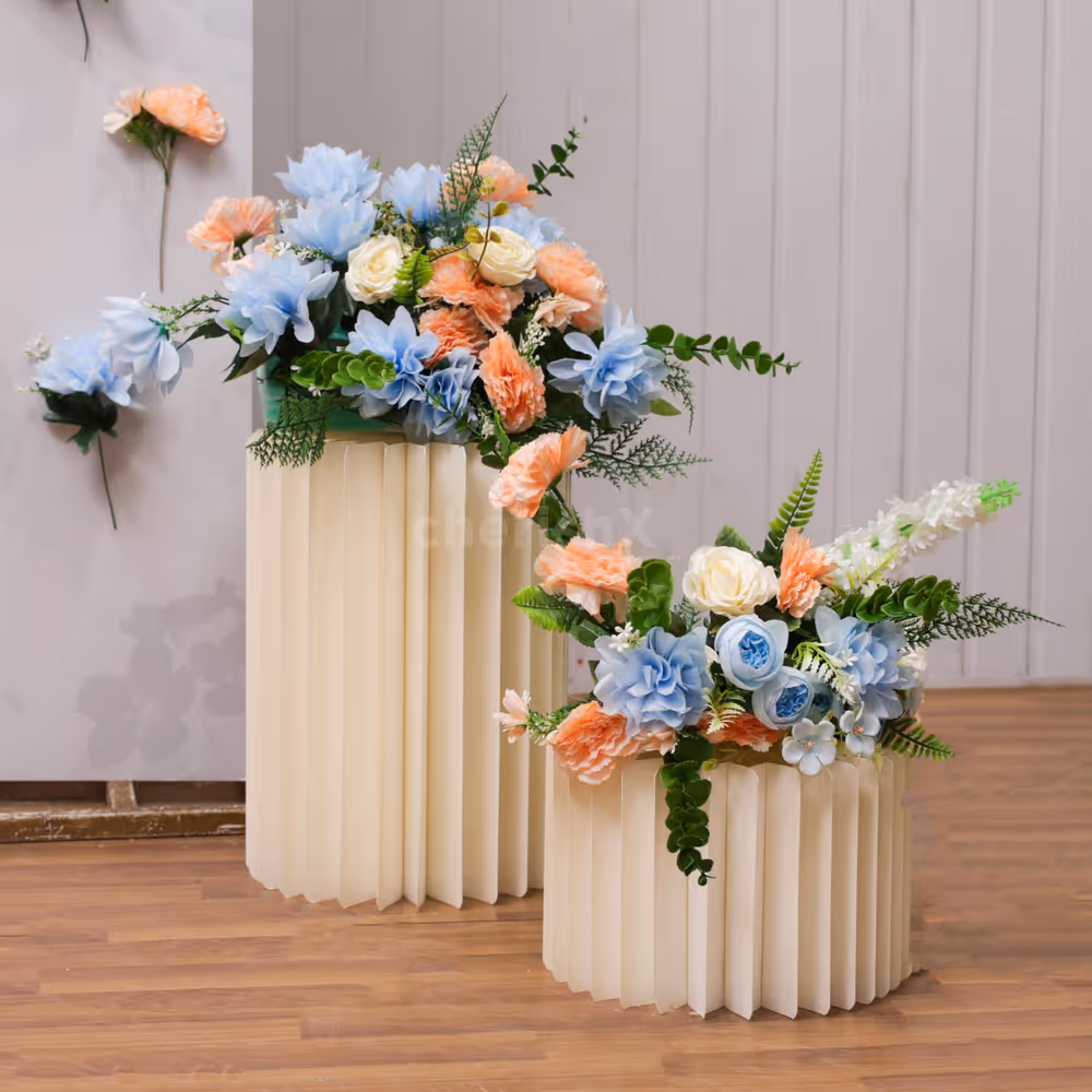 Multicolor artificial single flowers and bouquets for perfect engagement decor