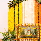 Fairy lights add the glow to the setup without overpowering the floral colors