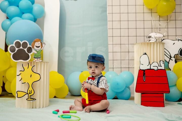 Attractive Birthday decor in soothing colors with a sun board name board