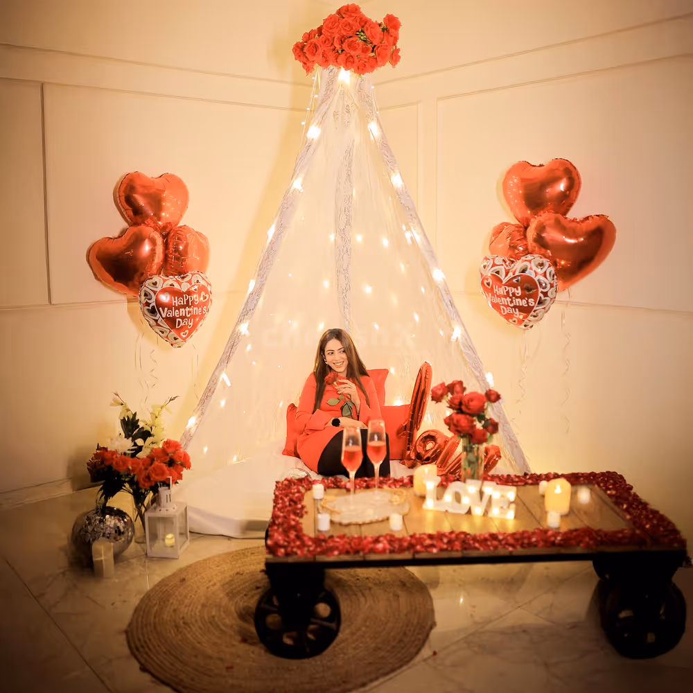 A dreamy love canopy to make your special evening unforgettable!