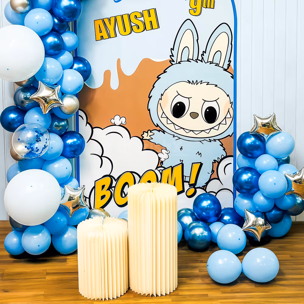 Vintage chrome dark blue and soft chrome light blue create a warm ambiance