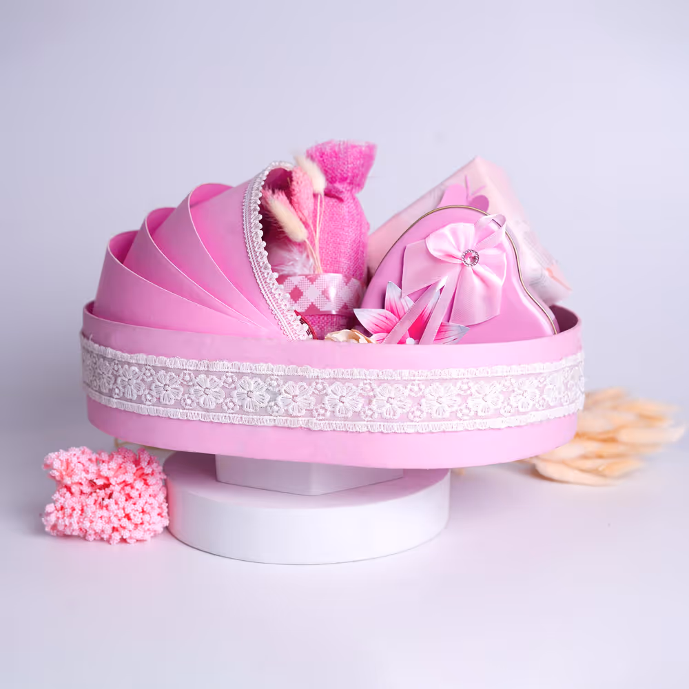 A baby shower hamper made to rejoice and celebrate beginnings and love.