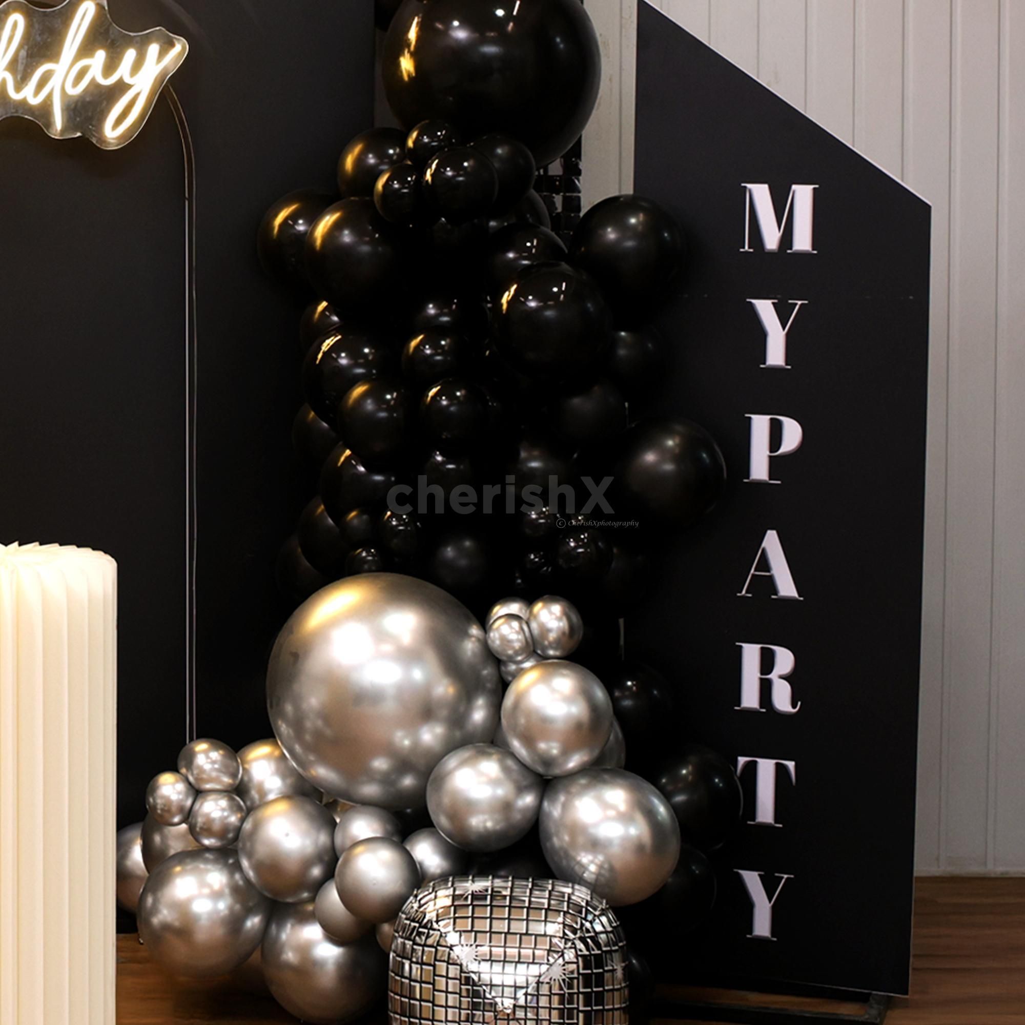 Soothing floating balloons induce dreamy romance in a blue and white contrast.