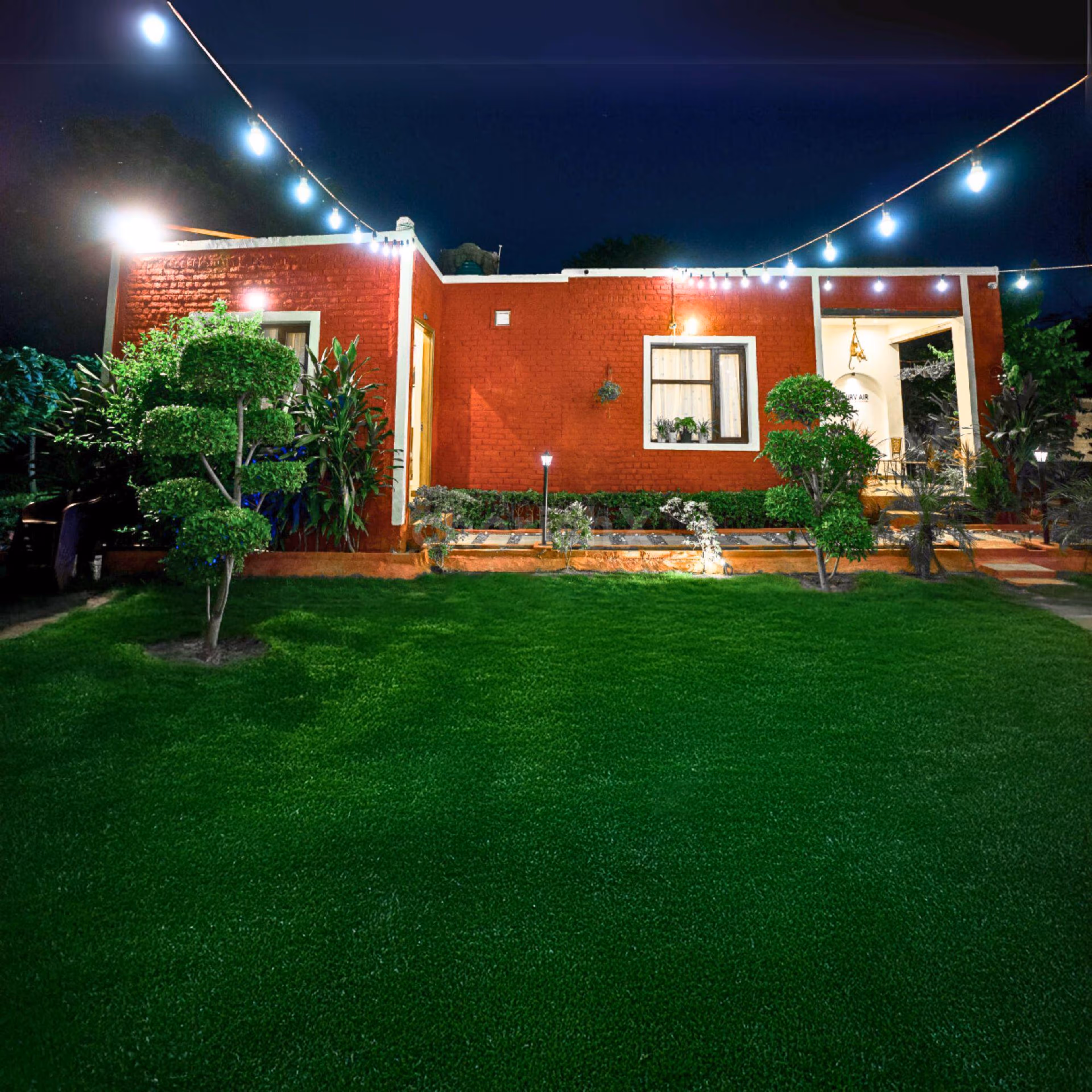 Themed Farmhouse Party Experience