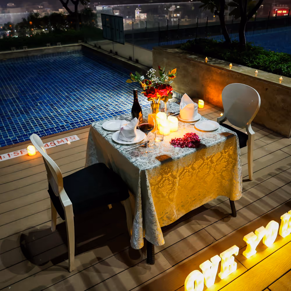 private candlelight dining in delhi for anniversary