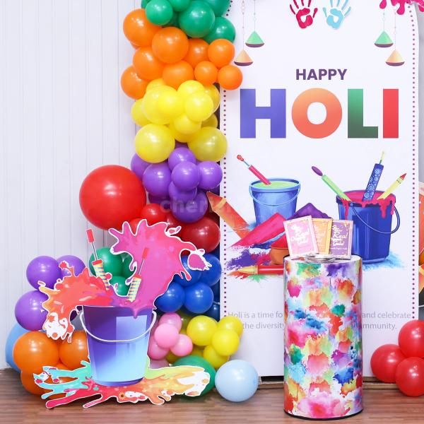 The ideal Holi setting for merry-making, fun, and priceless memories!