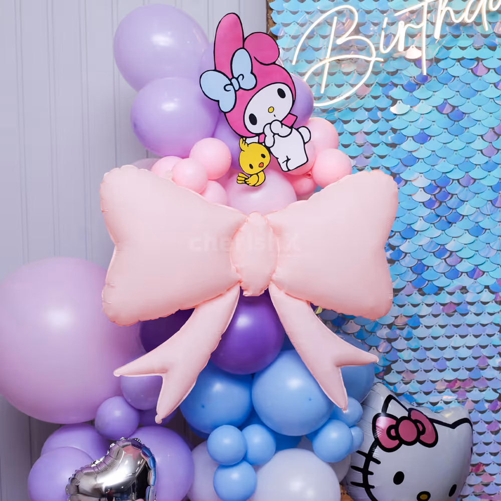 Heart-shaped foil balloons for a sweet finishing touch.