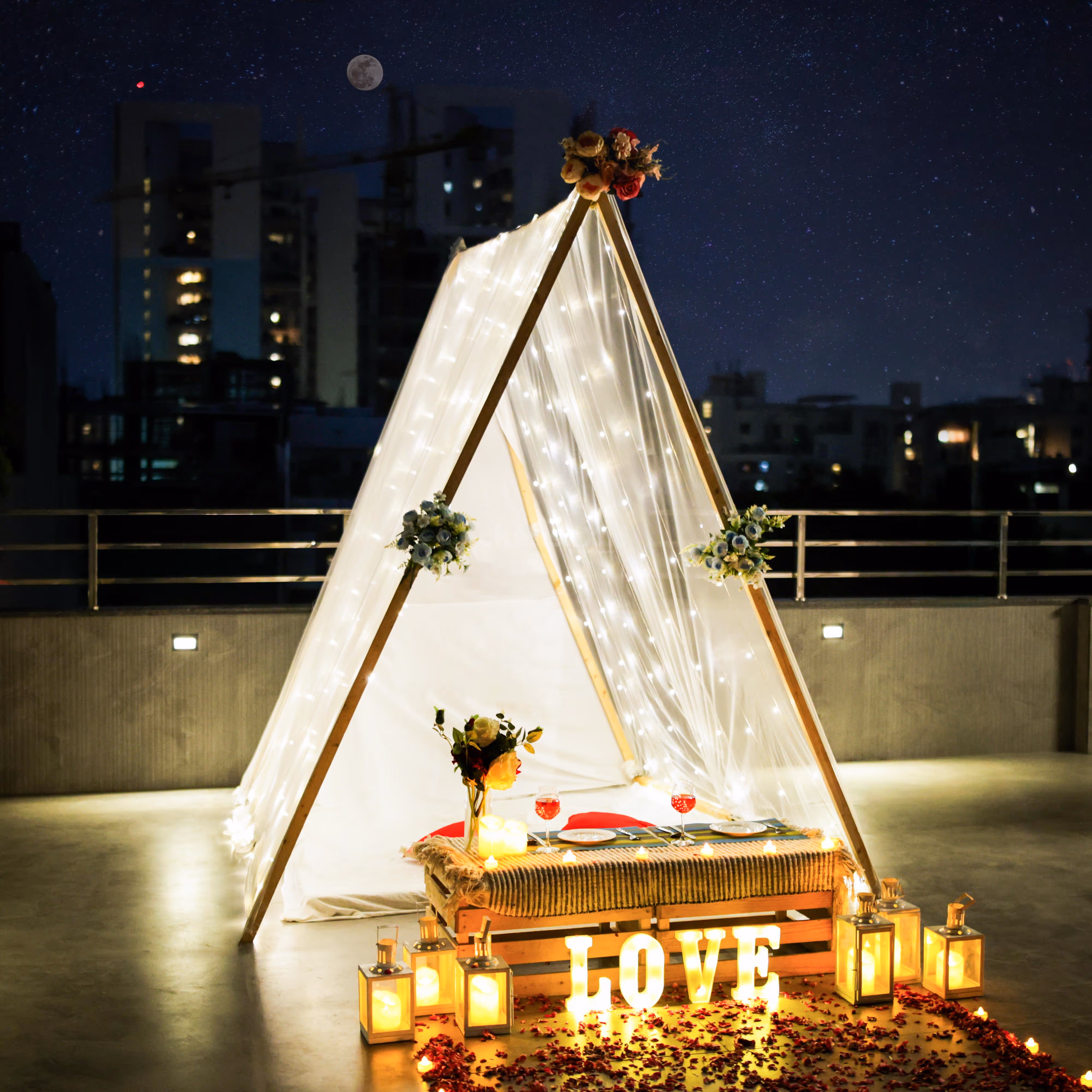 Romantic Canopy Dining at Opo Hotel