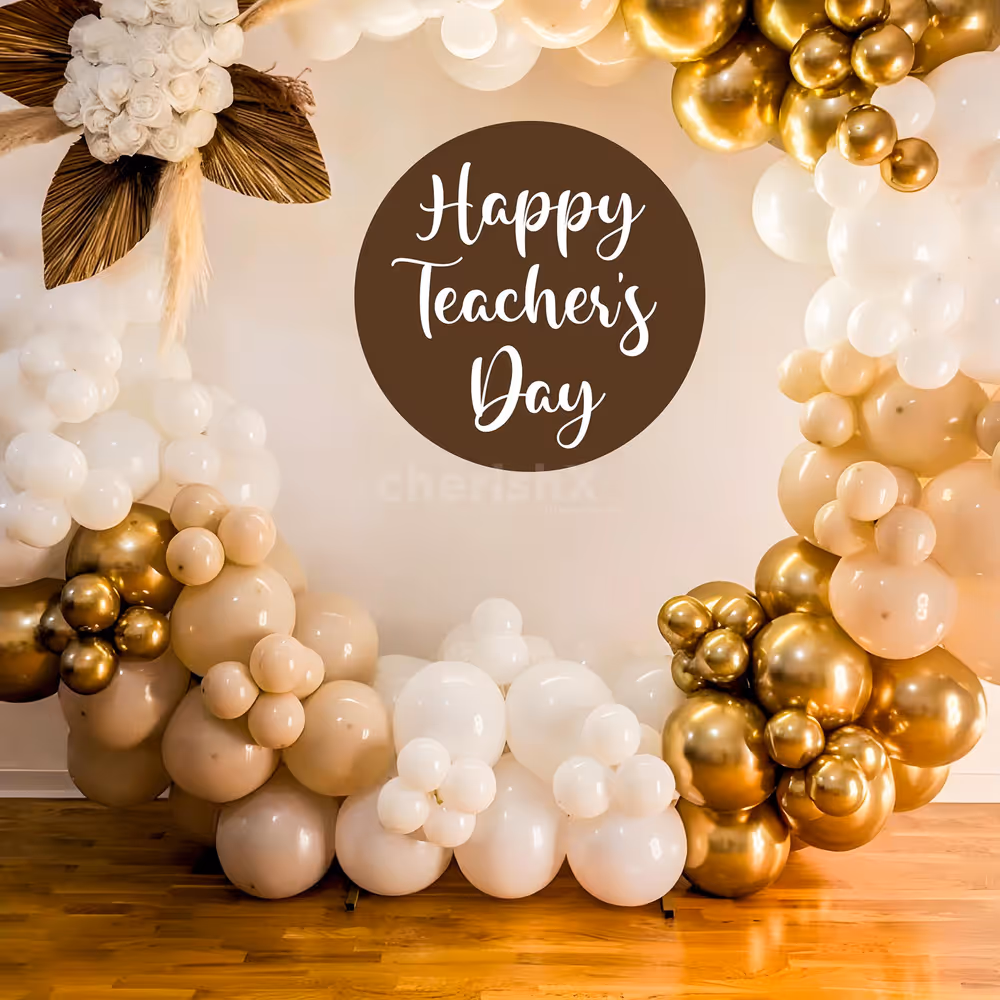 Golden balloons are shining to make every moment glamorous and festive