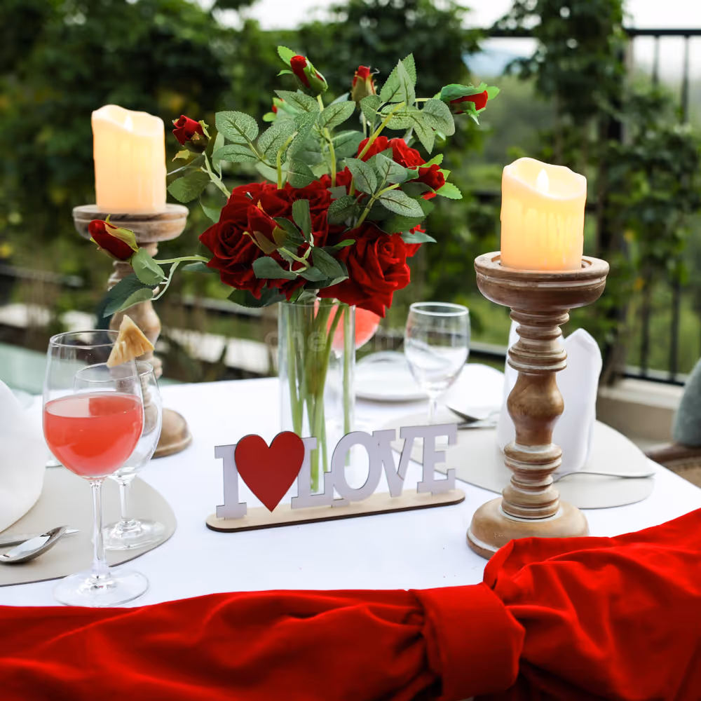 Candlelight, roses, and a 5-course feast—romance redefined at Holiday Inn