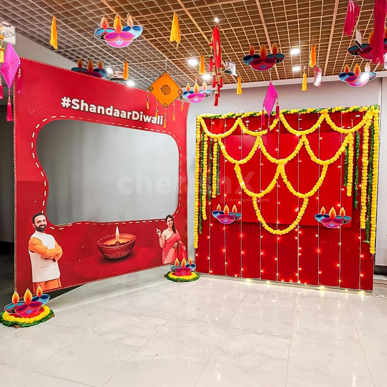 Playful photo capture the spirit of joy and attract everyone immediately.