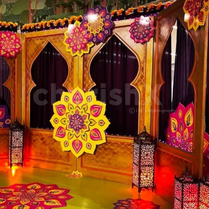 Dual color artificial floral strands add color and warmth to the decor.