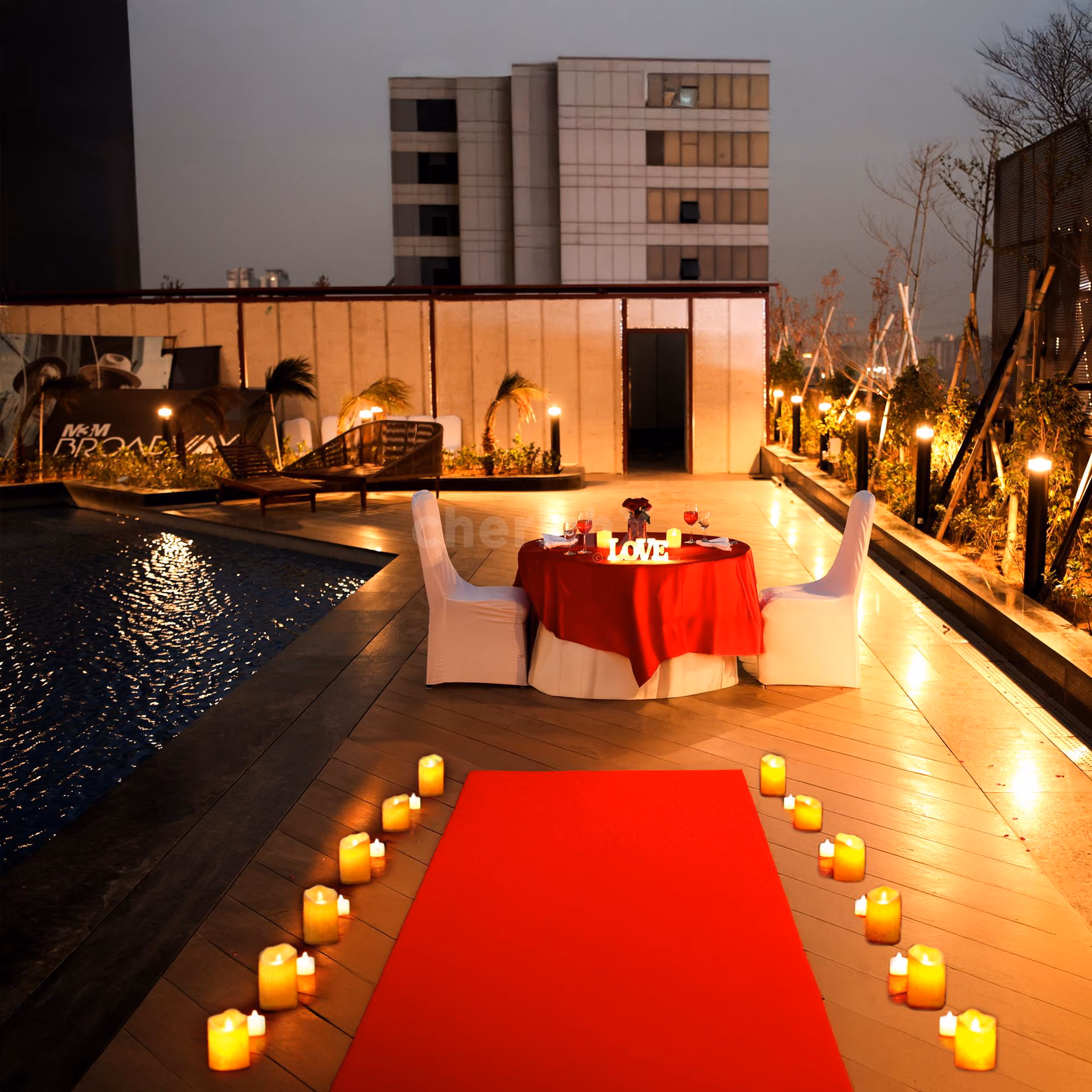 Poolside Candlelight Dinner at Sunday Hotels