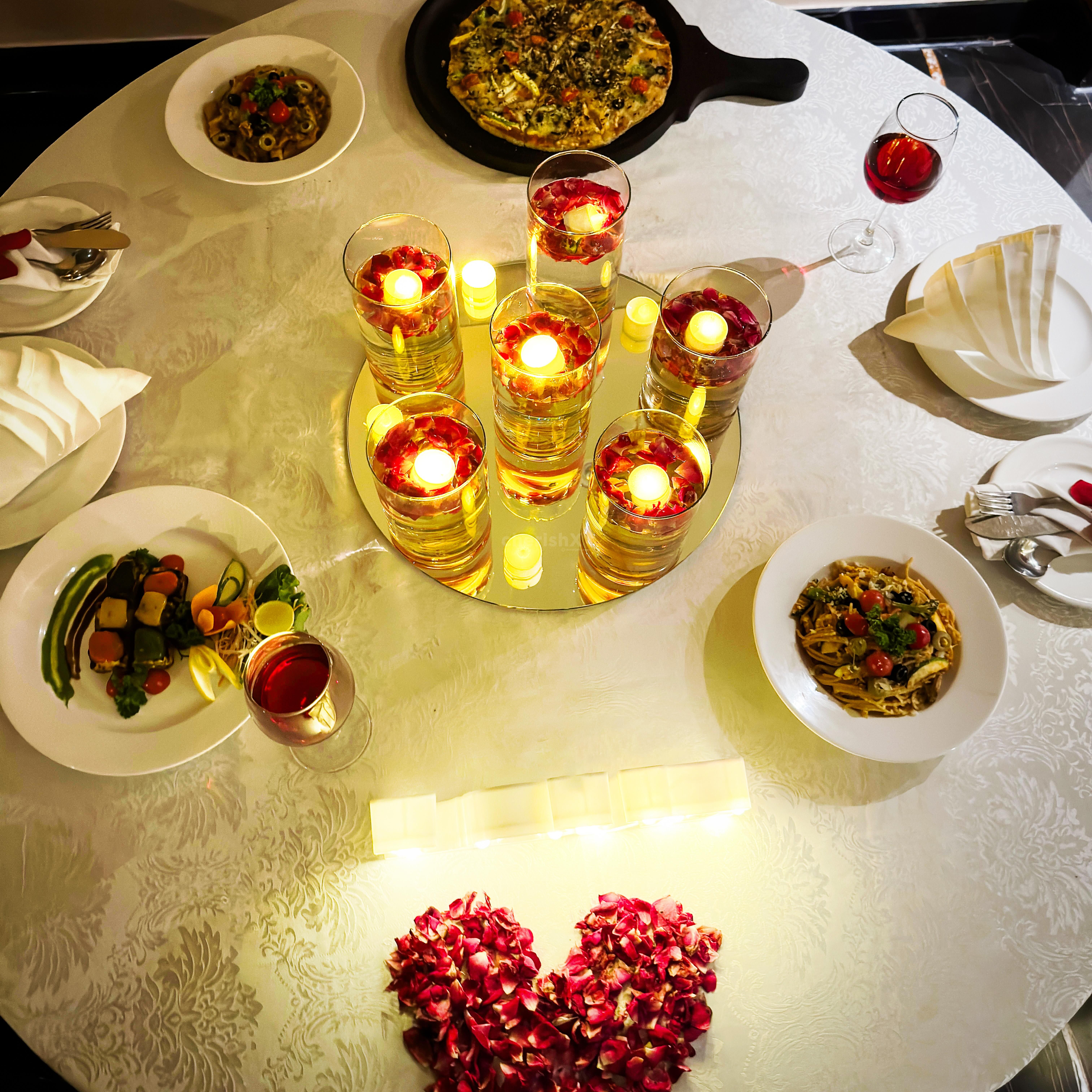 table decor for romantic dining
