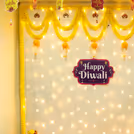 Artificial yellow garlands adds brightness to the reception area wall creatively